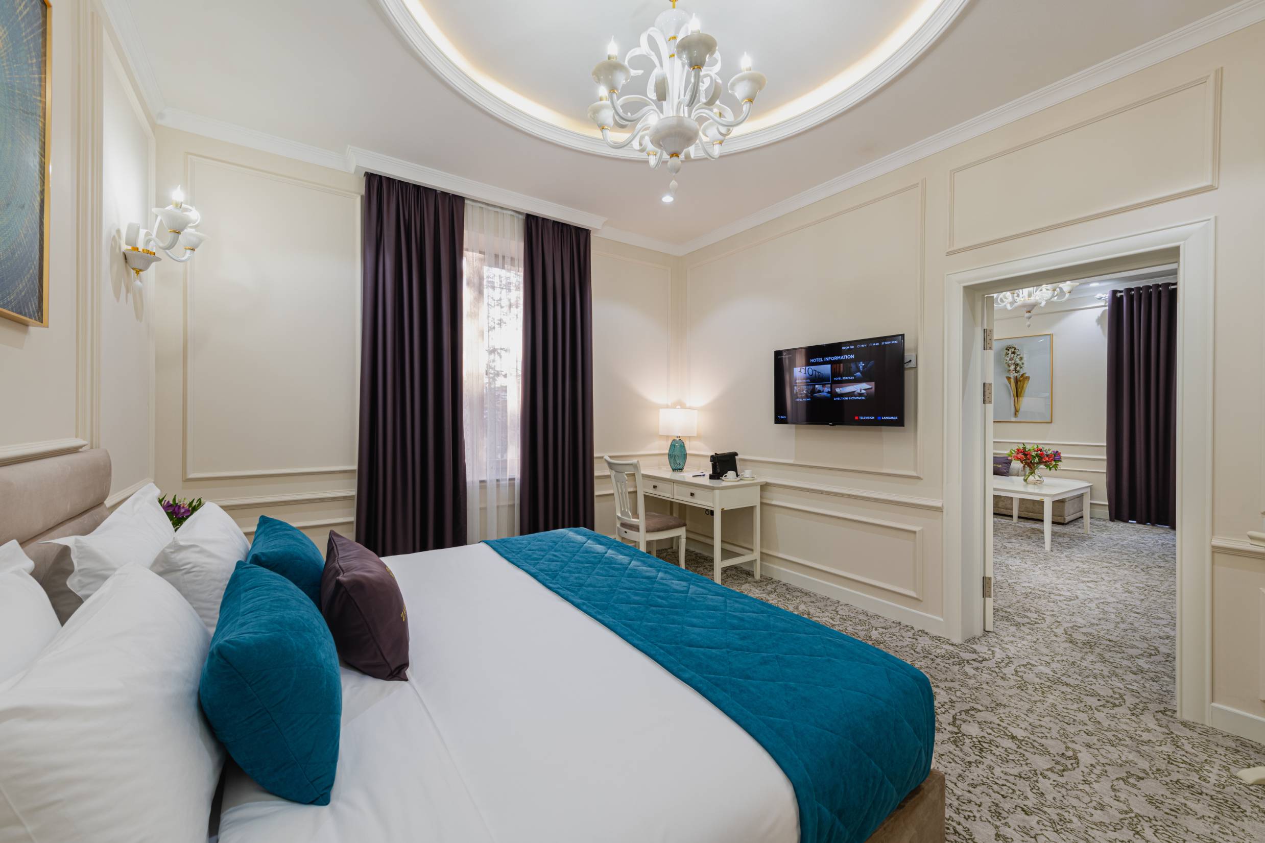 Photo of Deluxe Suite in Zarafshon Parkside Hotel